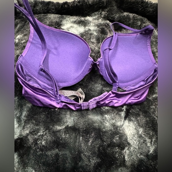 - Purple Satin like Very Sexy Victorias Secret Bra and Pantie - Picture 10 of 11